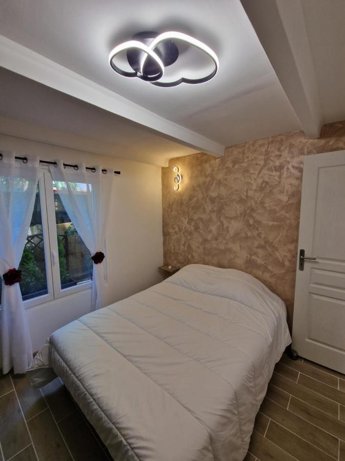 Maison A 200m De La