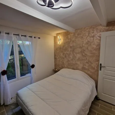 Maison A 200M De La Plage Saint-Cyr-sur-Mer Exterior photo